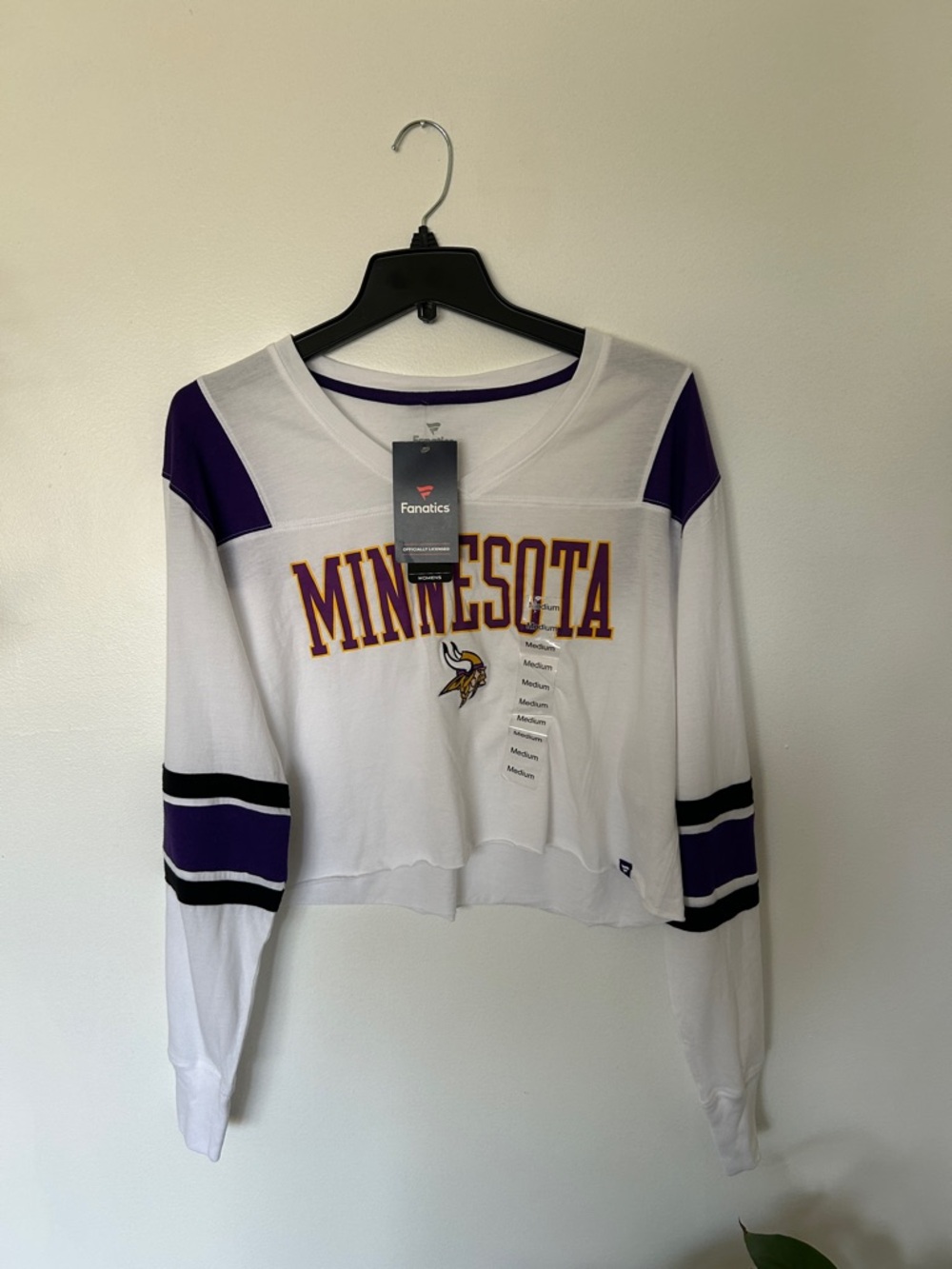 Fanatics White and Purple Minnesota Vikings NFL Cropped Long-Sleeve Top NWT